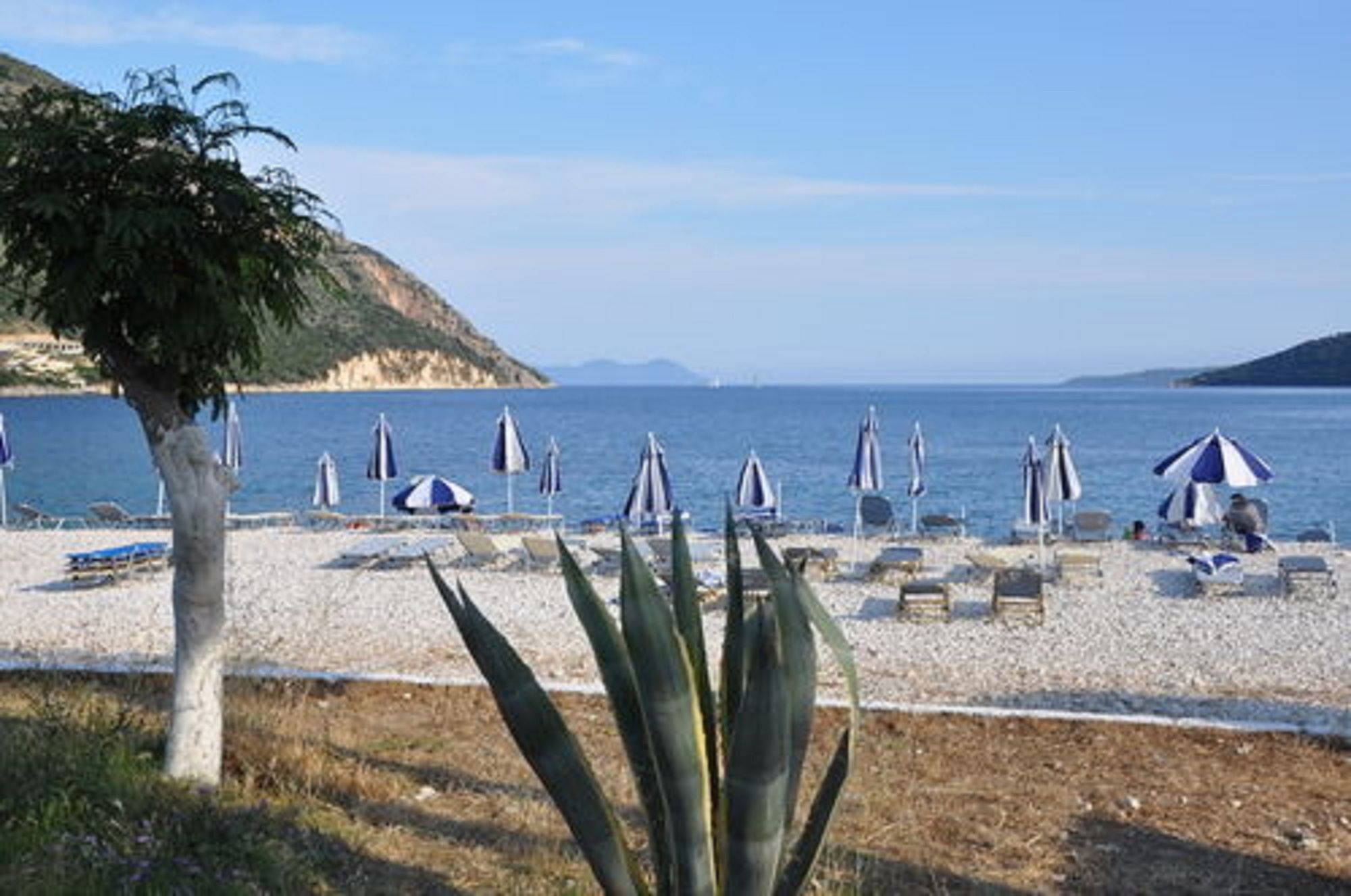 Rouda Bay Beach Hotel Mikros Gialos Esterno foto