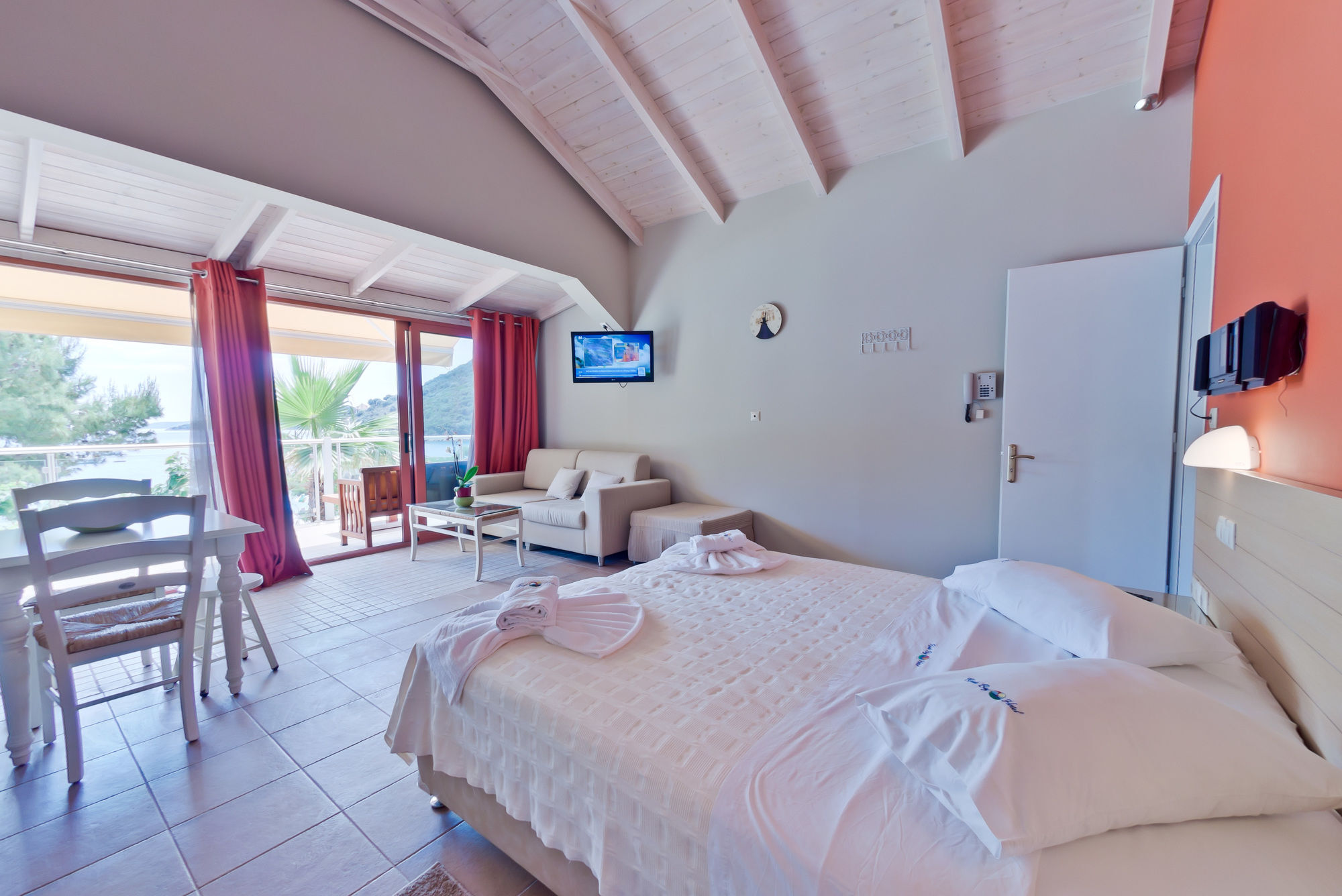 Rouda Bay Beach Hotel Mikros Gialos Esterno foto