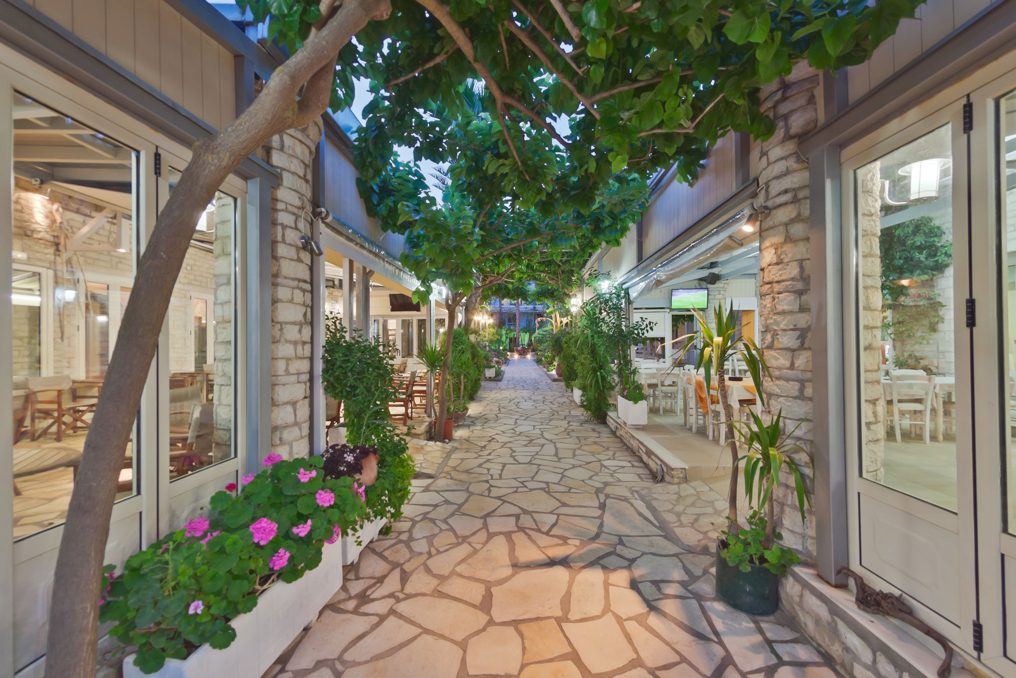 Rouda Bay Beach Hotel Mikros Gialos Esterno foto